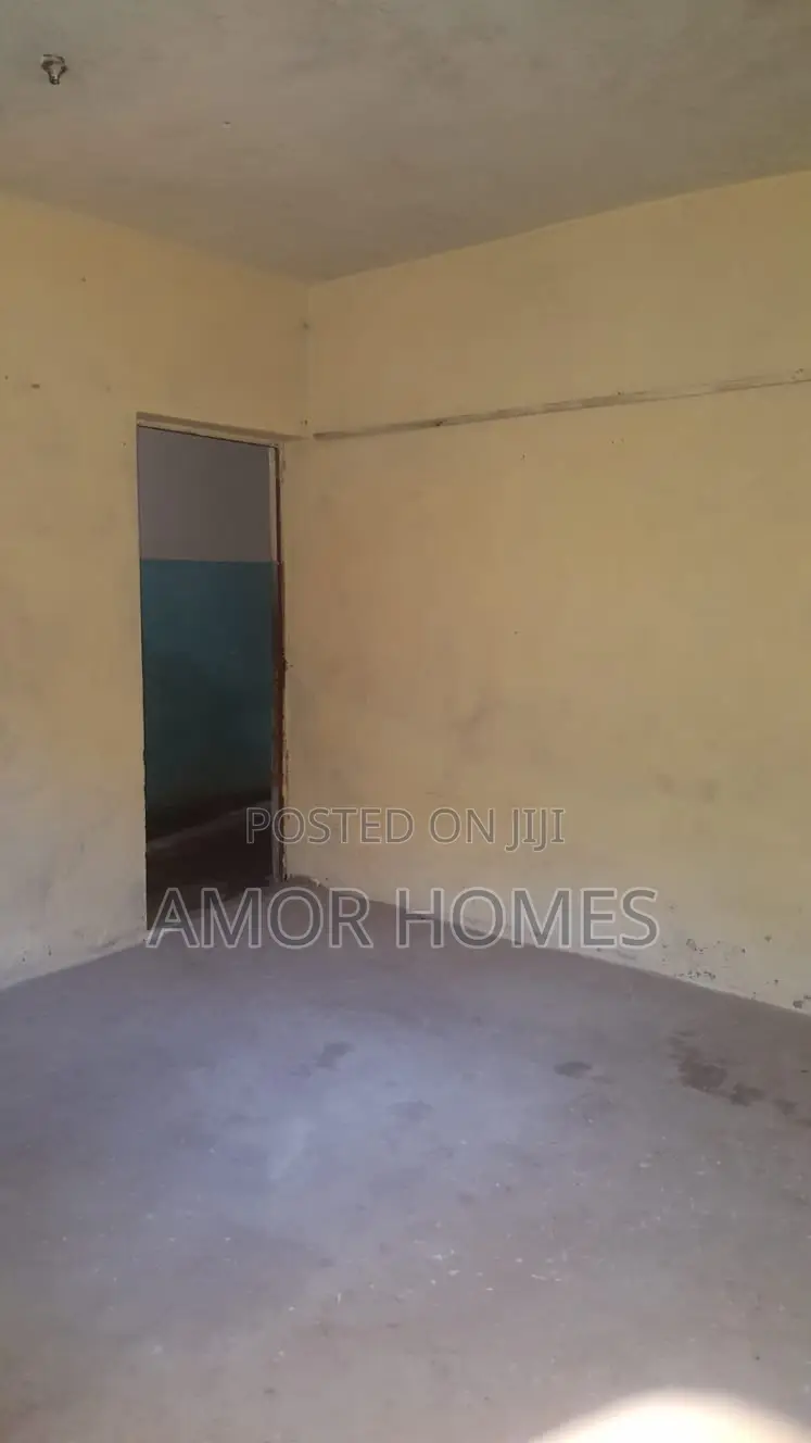 Studio Apartment in Frere-Sarajevo, Mshomoroni for rent
