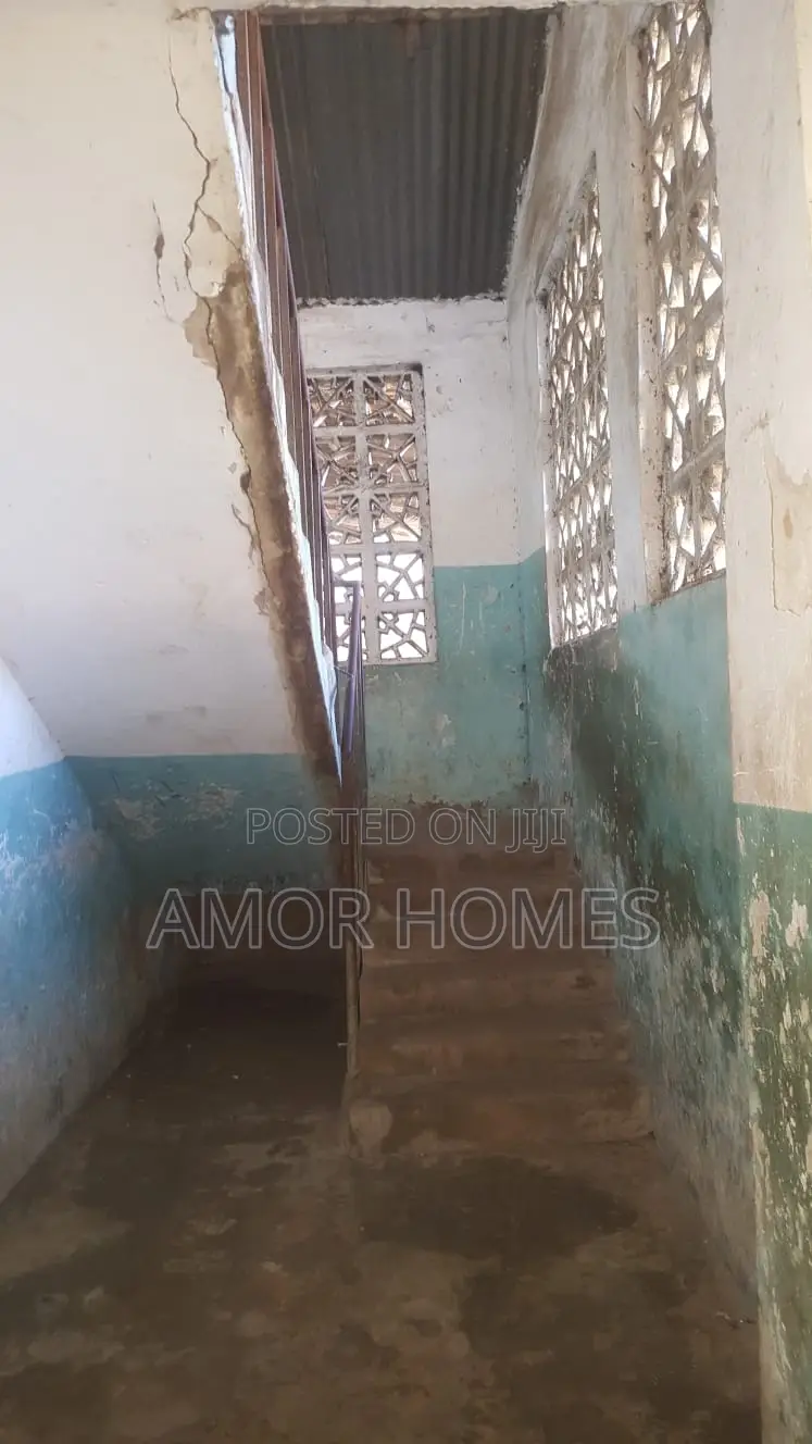 Studio Apartment in Frere-Sarajevo, Mshomoroni for rent