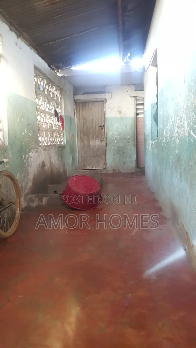 Studio Apartment in Frere-Sarajevo, Mshomoroni for rent