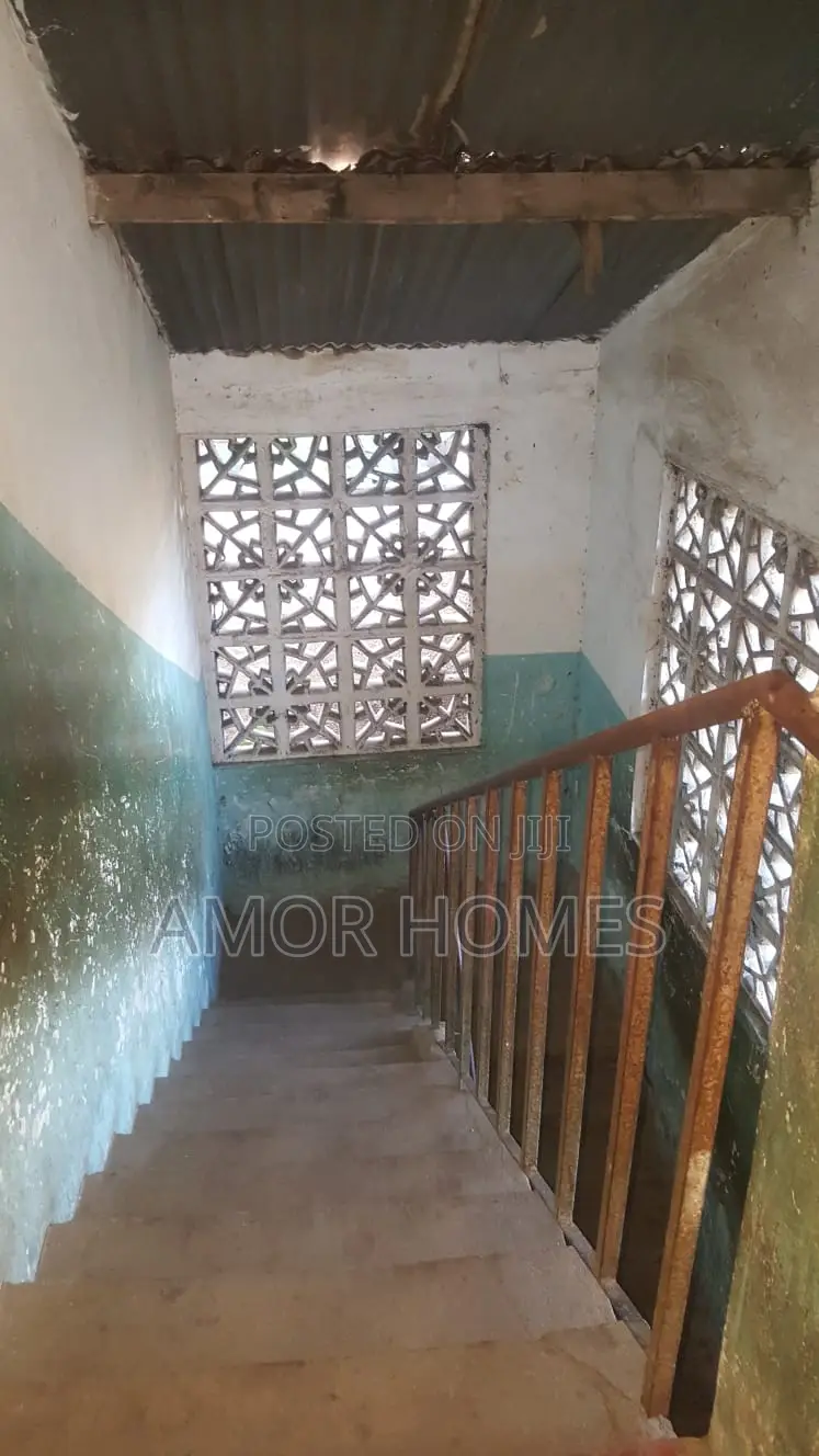 Studio Apartment in Frere-Sarajevo, Mshomoroni for rent
