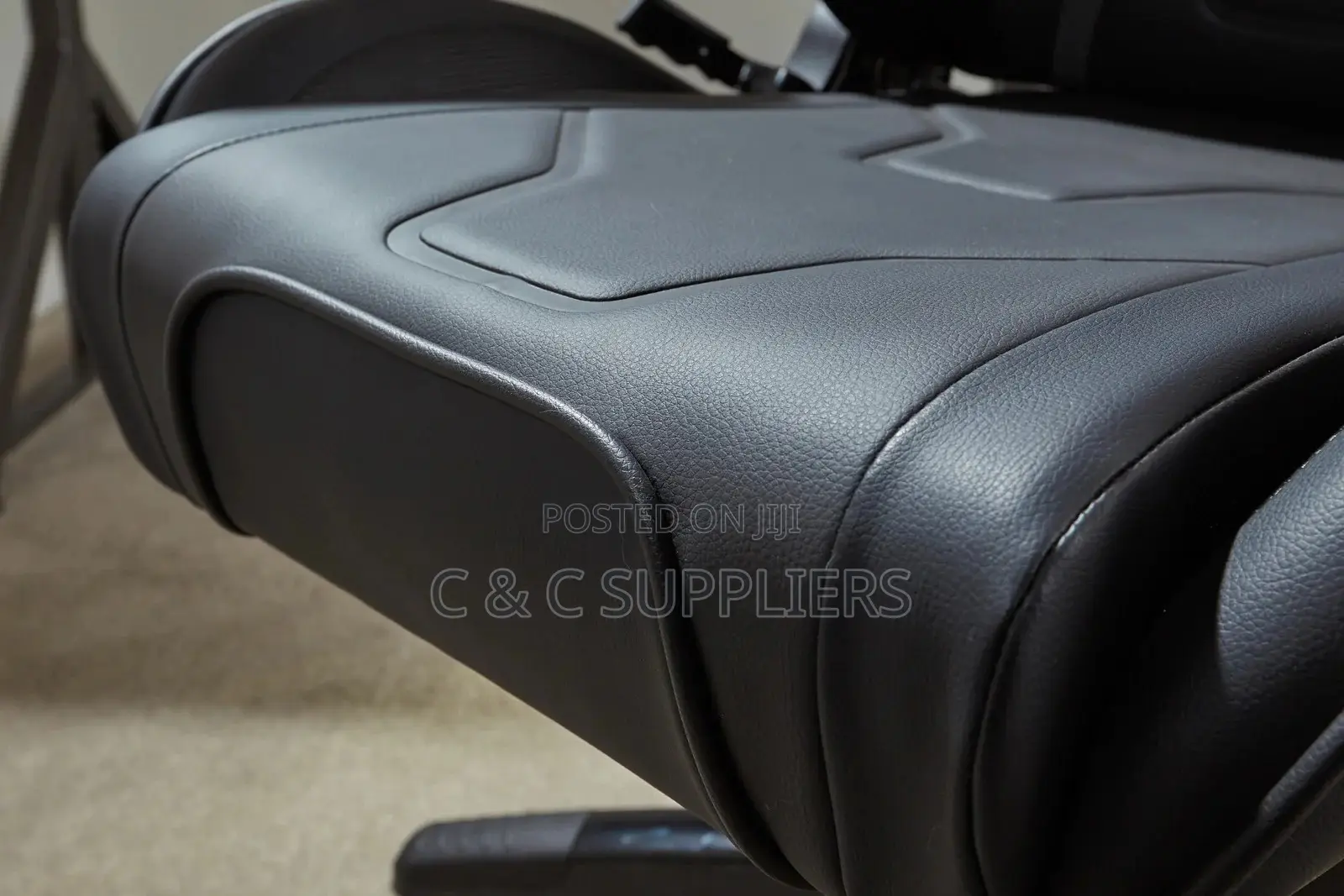 Executive Leather Gaming Chair.
