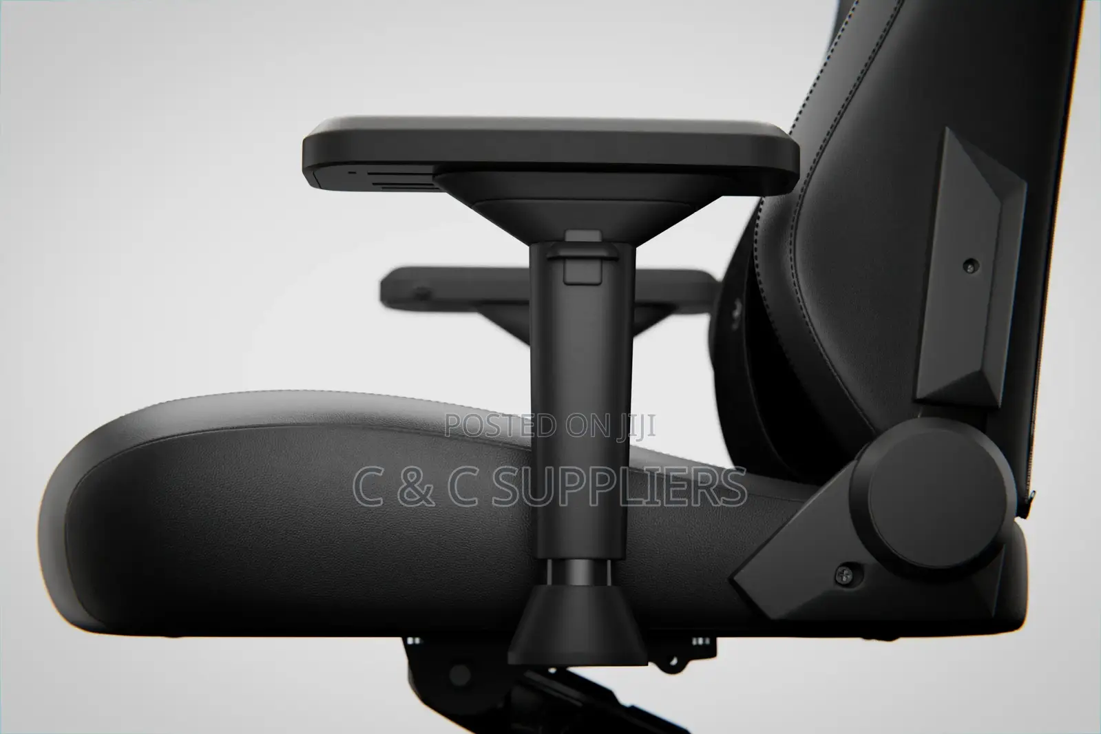 Executive Leather Gaming Chair.