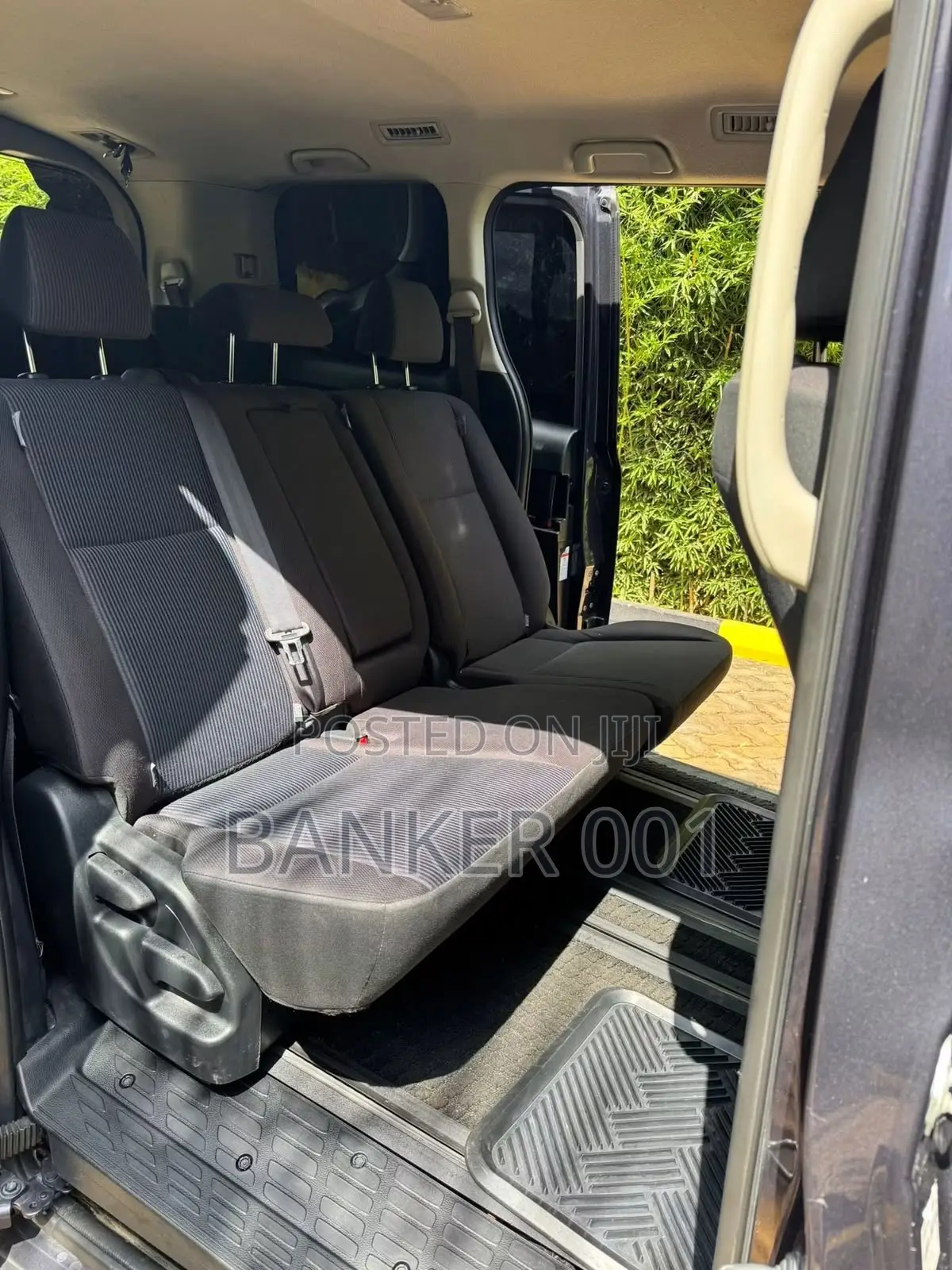 Toyota Voxy 2015 Gray