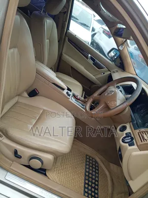 Mercedes-Benz C200 2007 Brown
