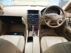 Mercedes-Benz C200 2007 Brown