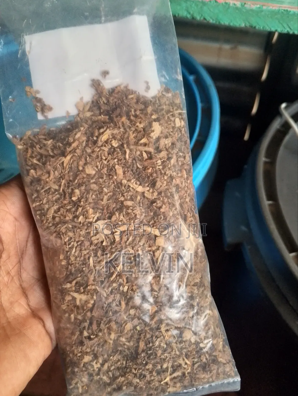Dry Raw and Processed Tobacco Leafs