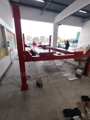 Heavy Duty Steel Construction 4tns 4post Carlift Machine Sunshine