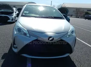 Toyota Vitz 2019 Silver