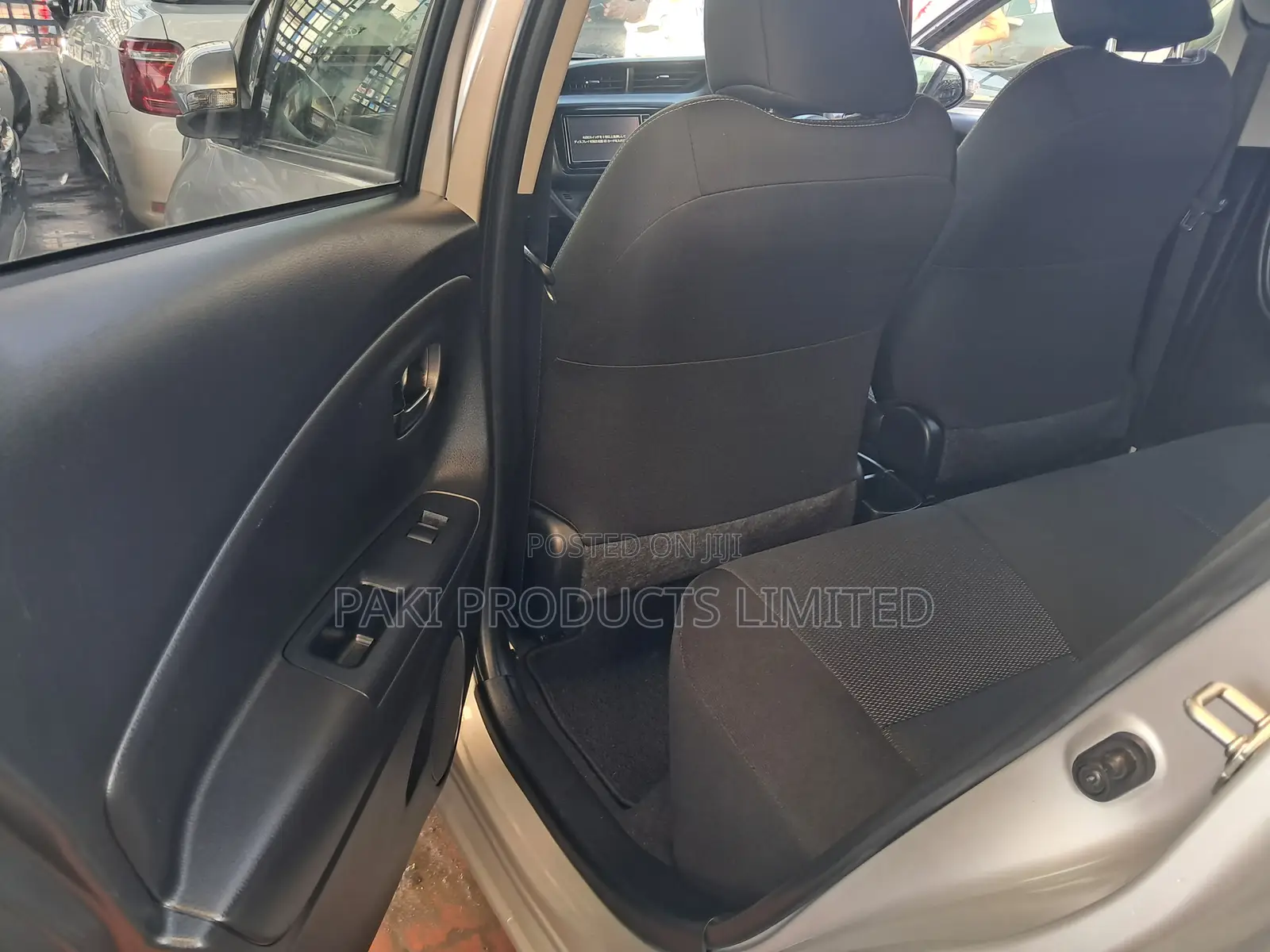 Toyota Vitz 2019 Silver