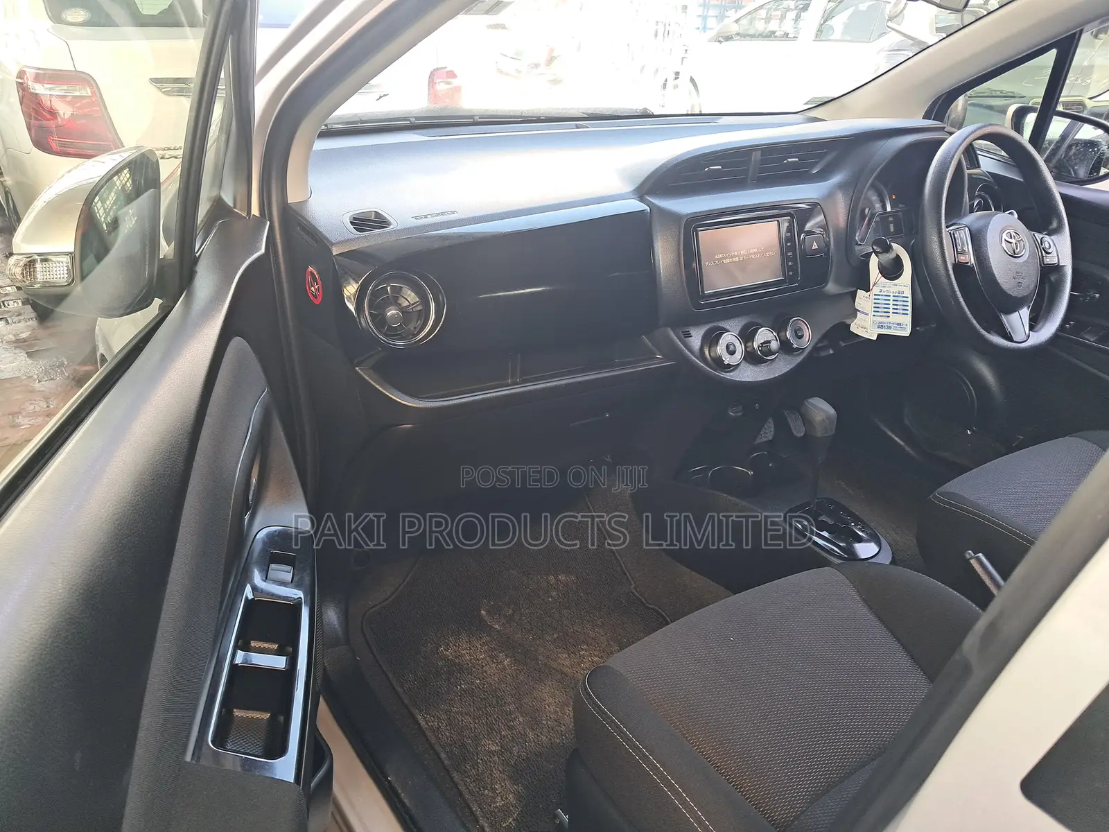 Toyota Vitz 2019 Silver