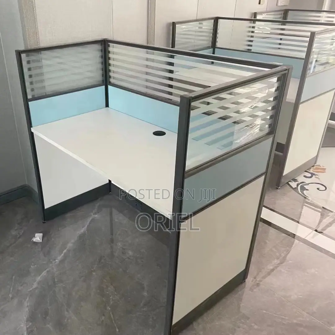 Office Workstation : 1-Way Workstation