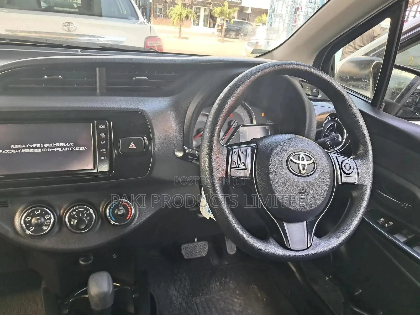 Toyota Vitz 2019 Silver