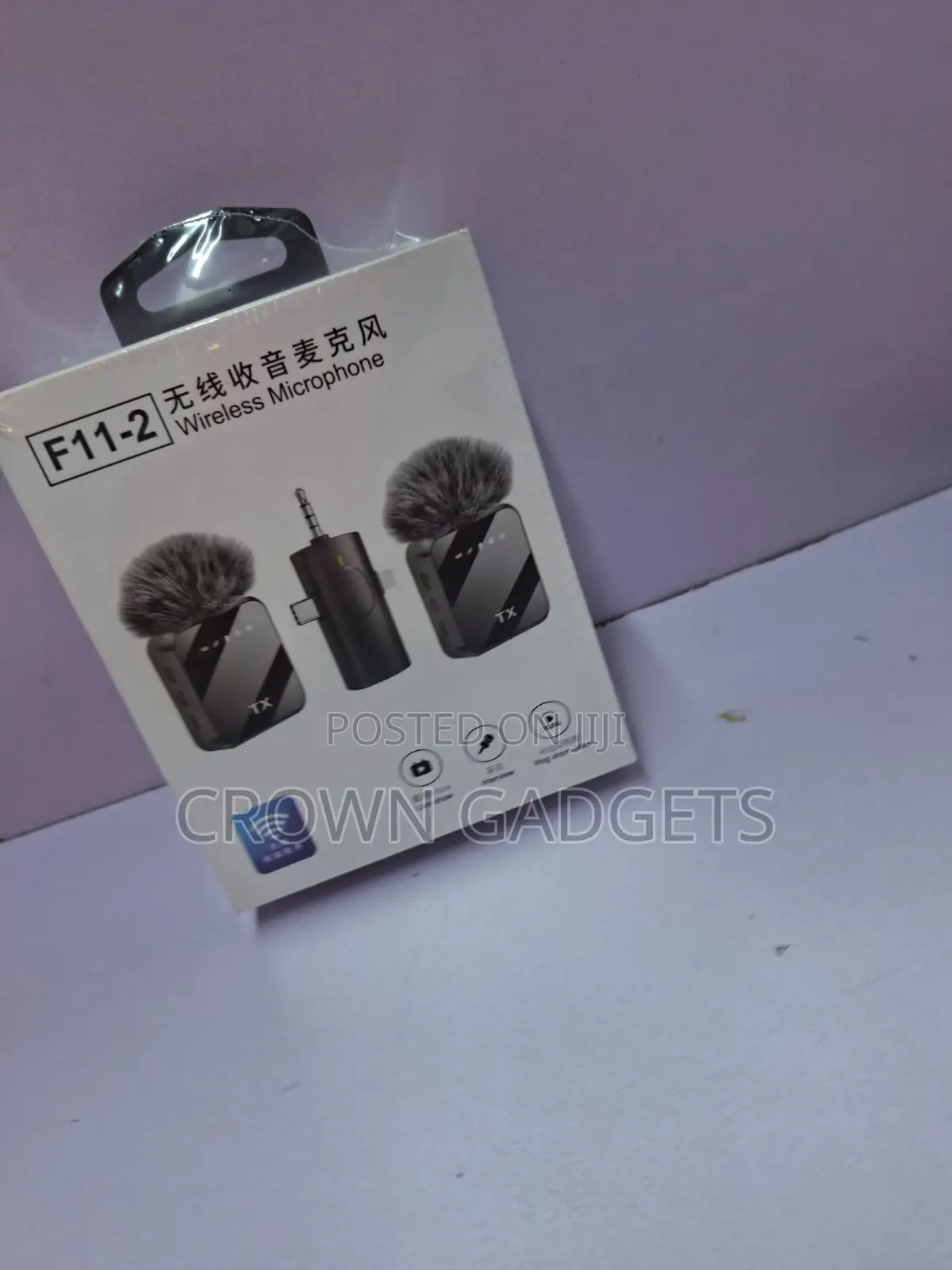F11-2 Dual Clip-on Microphone for Live Streaming Videos