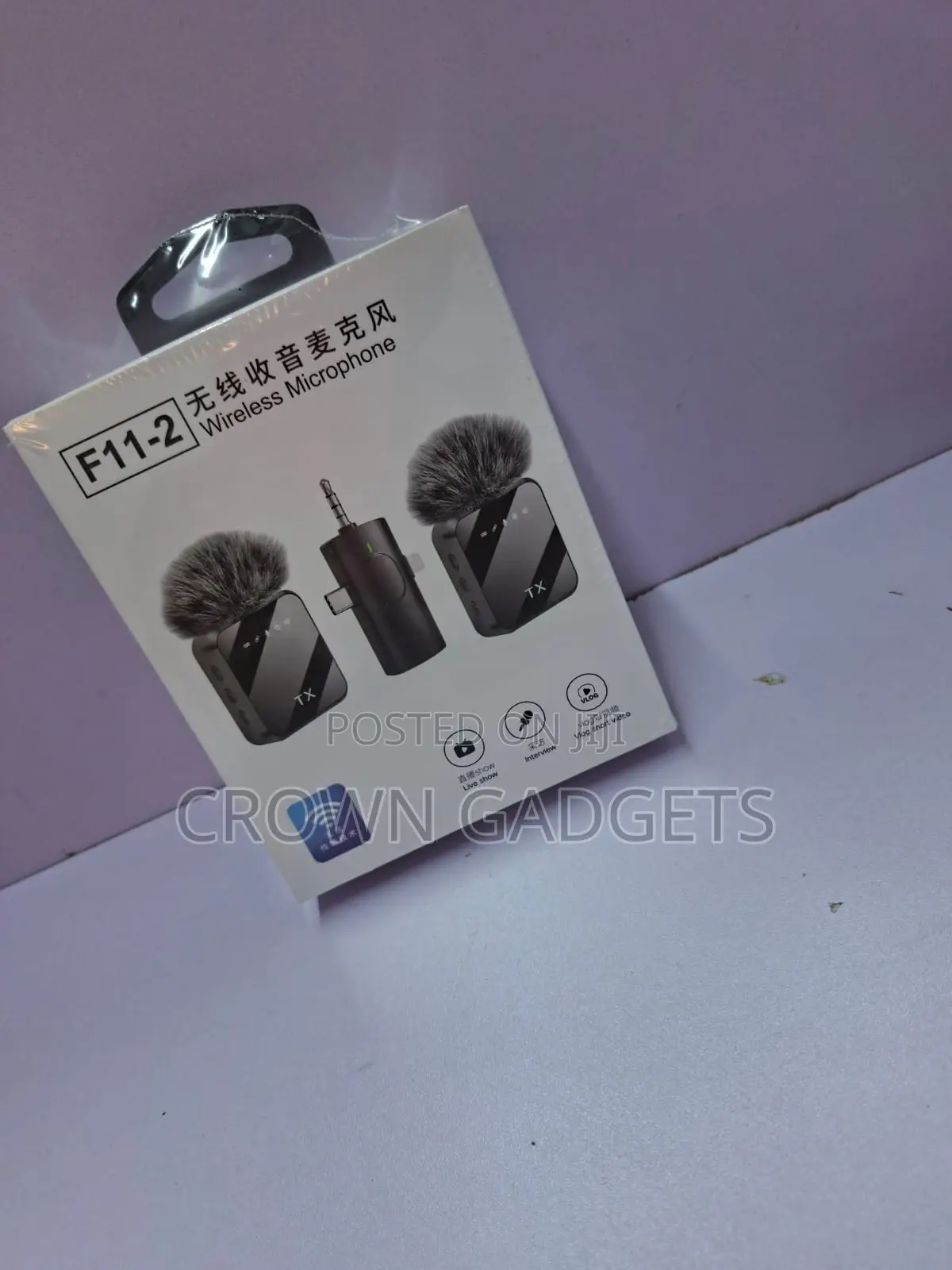 F11-2 Dual Clip-on Microphone for Live Streaming Videos