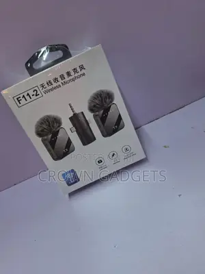F11-2 Dual Clip-on Microphone for Live Streaming Videos