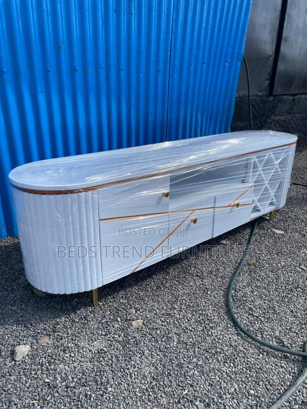 Tv Stand White Rounded