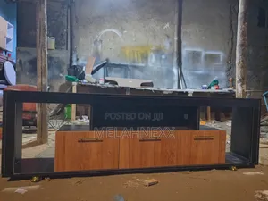 Black Royal Teak Faced Tv Stand