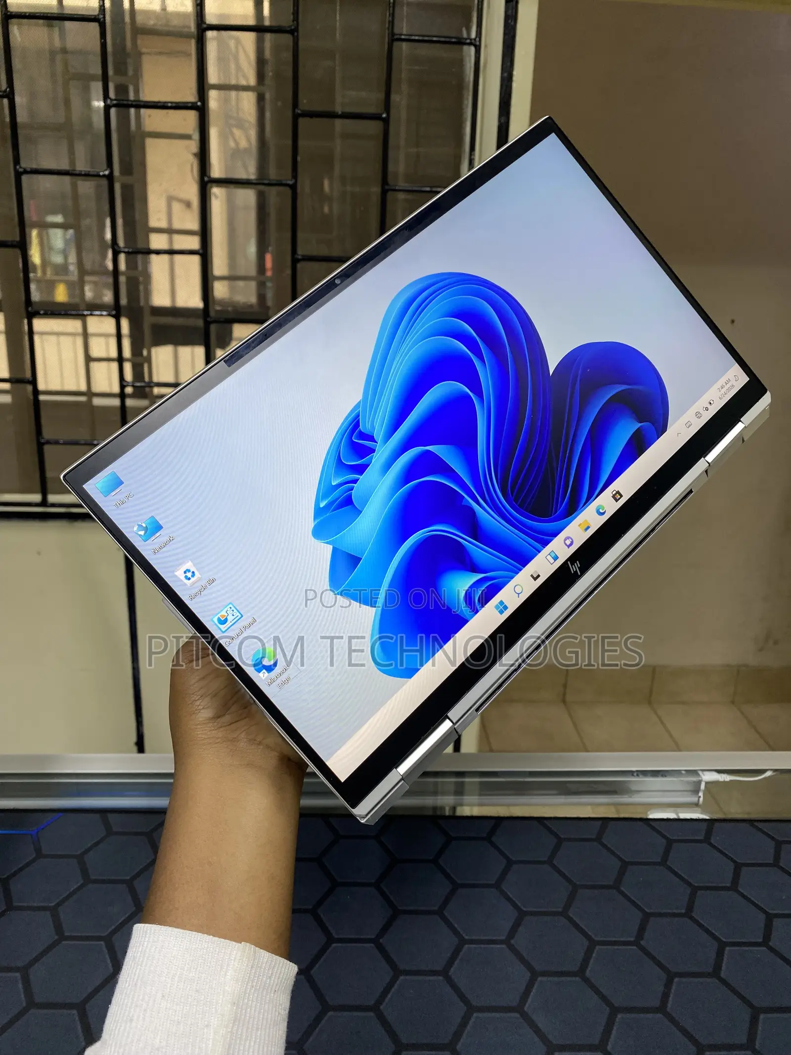Laptop HP EliteBook x360 1030 G7 16GB Intel Core i7 SSD 256GB