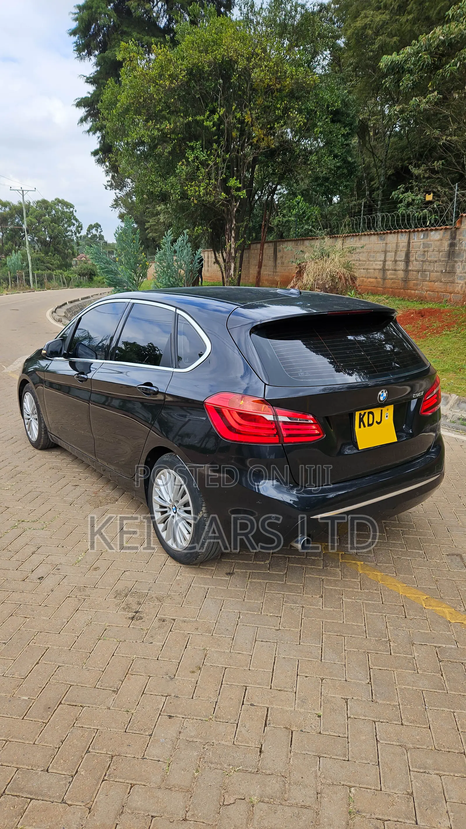 BMW 218i 2015 Black