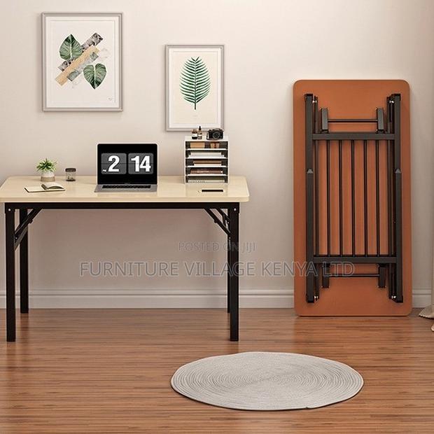 47.41(1.2m) Inch Foldable Office Table