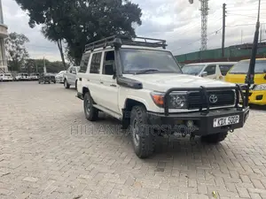 Toyota Land Cruiser Prado 2016 Beige