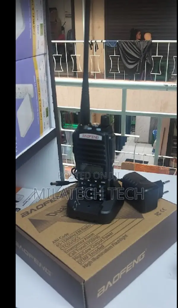 Baofeng Uv-82 Dual Band Walkie Talkie – Long Range VHF/Uh
