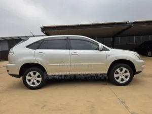 Toyota Harrier 2005 Silver