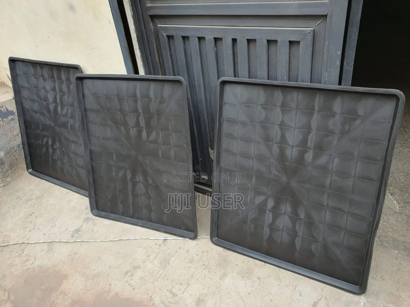 Manure Trays