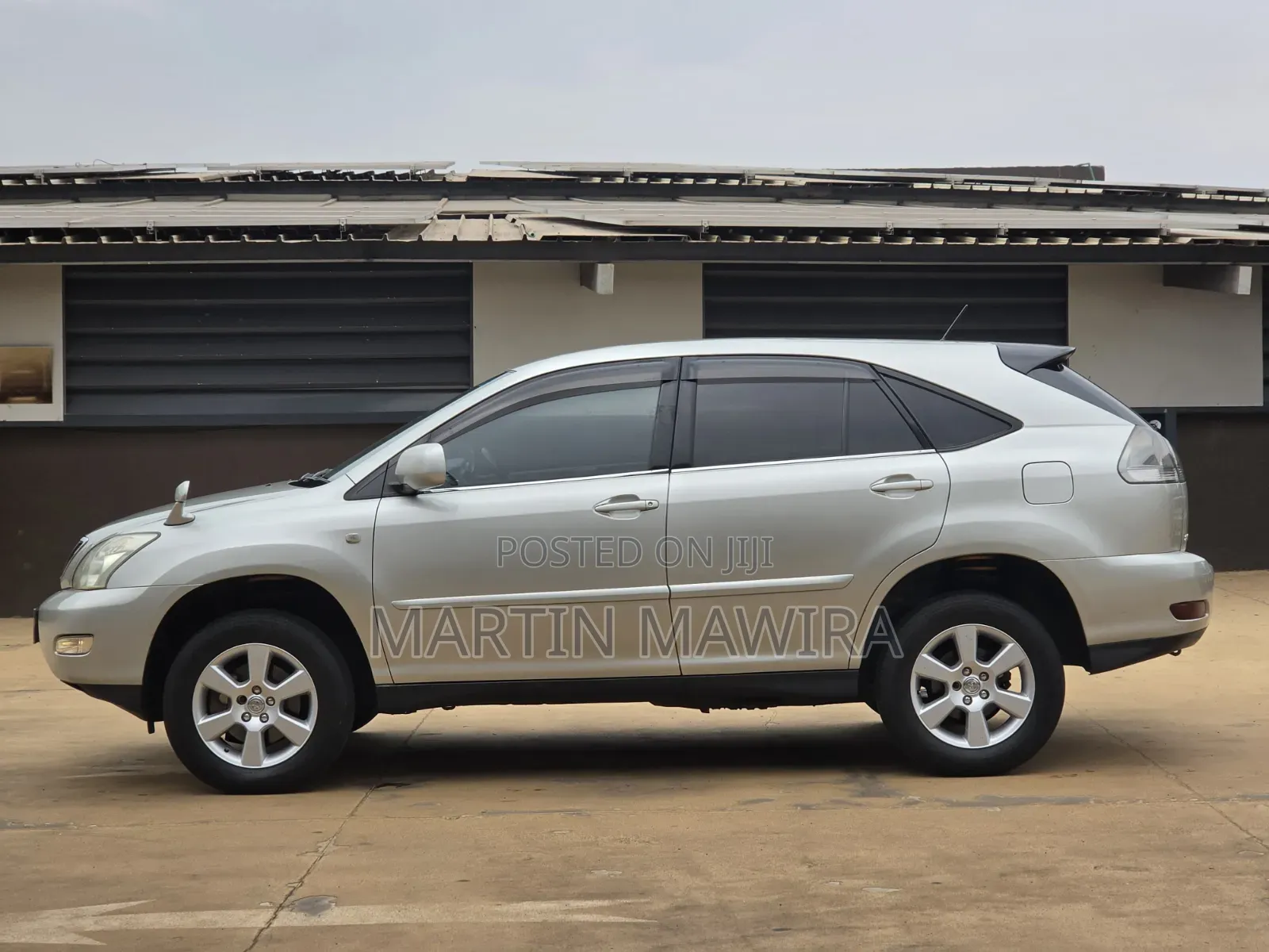 Toyota Harrier 2005 Silver