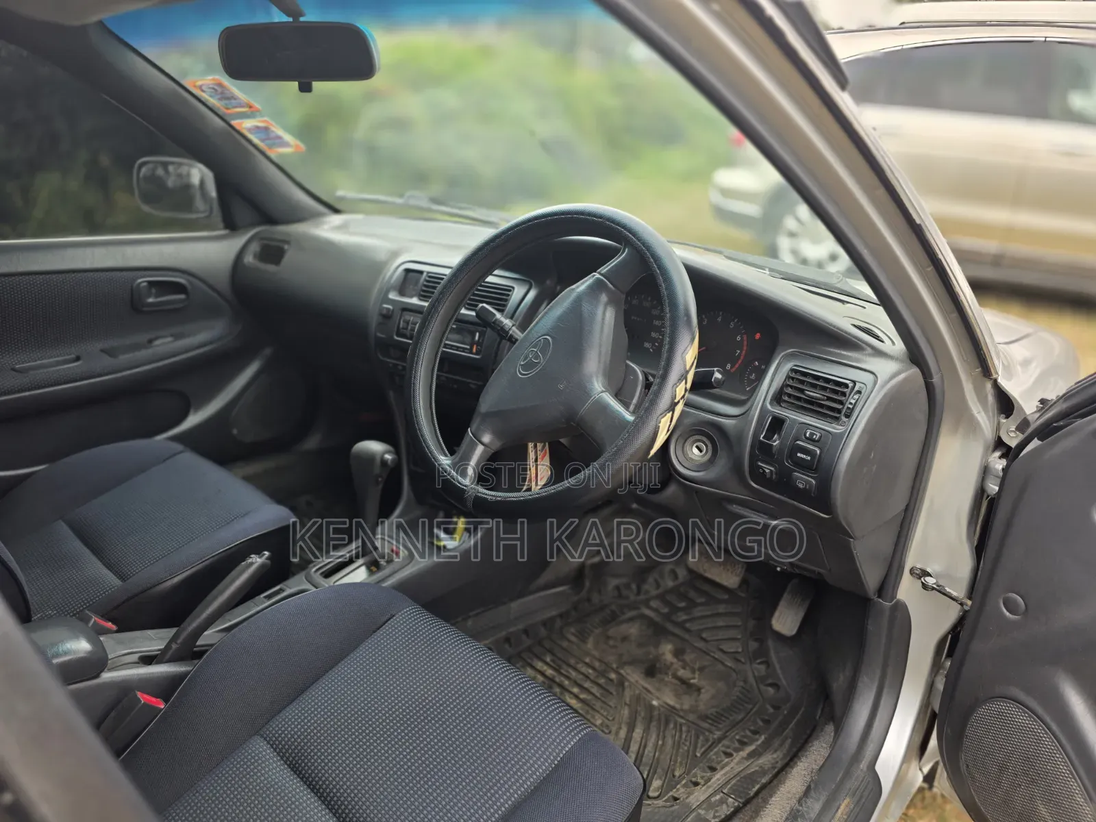 Toyota Corolla 2001 Silver
