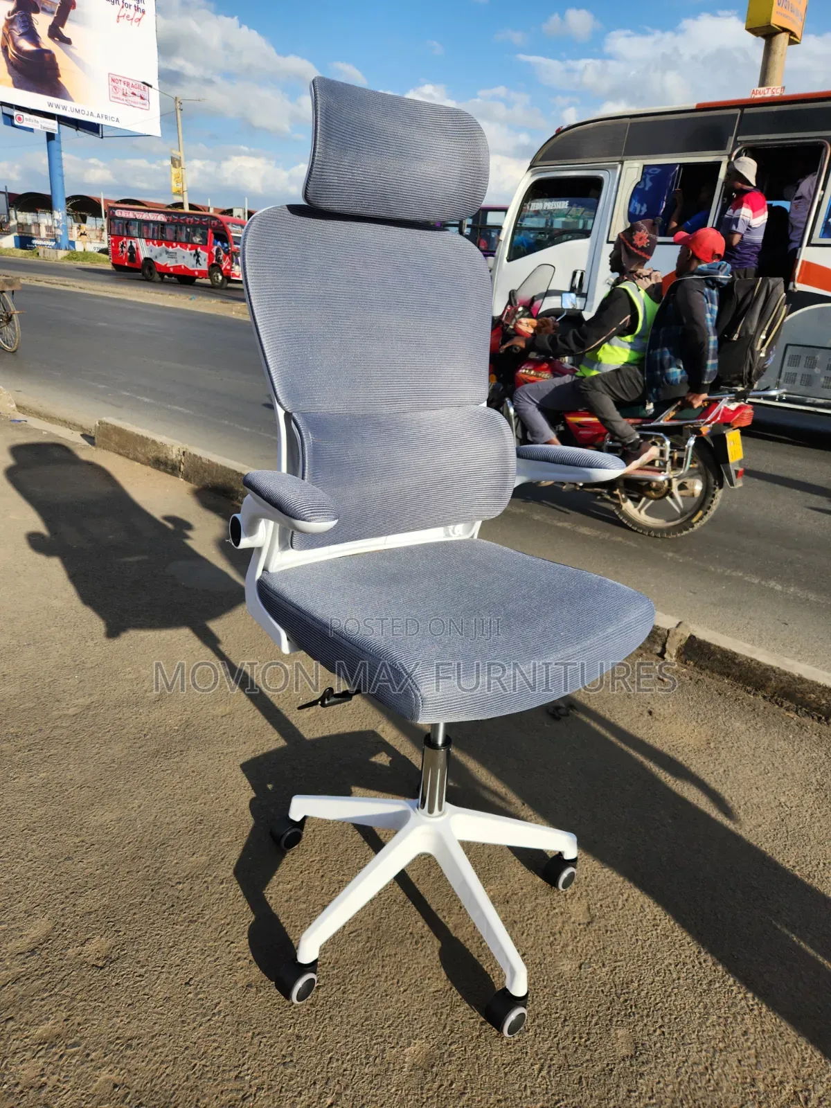 Back Supporter Unique Chair