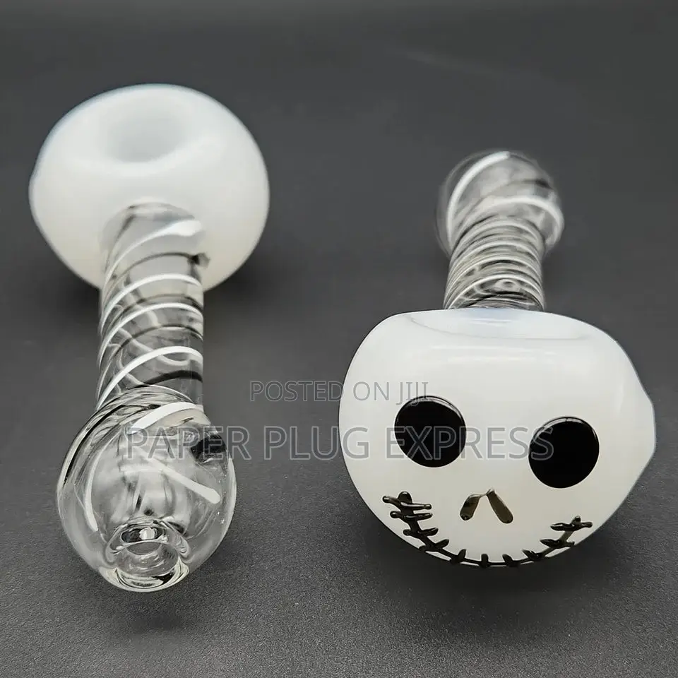 Halloween Skeleton Hand Glass Pipe 4.5 Inch