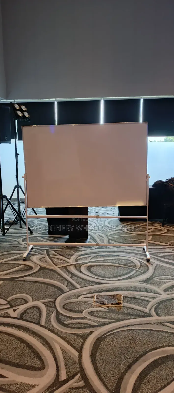 Movable Whiteboard 180cm X 120cm (6ft X 4ft)
