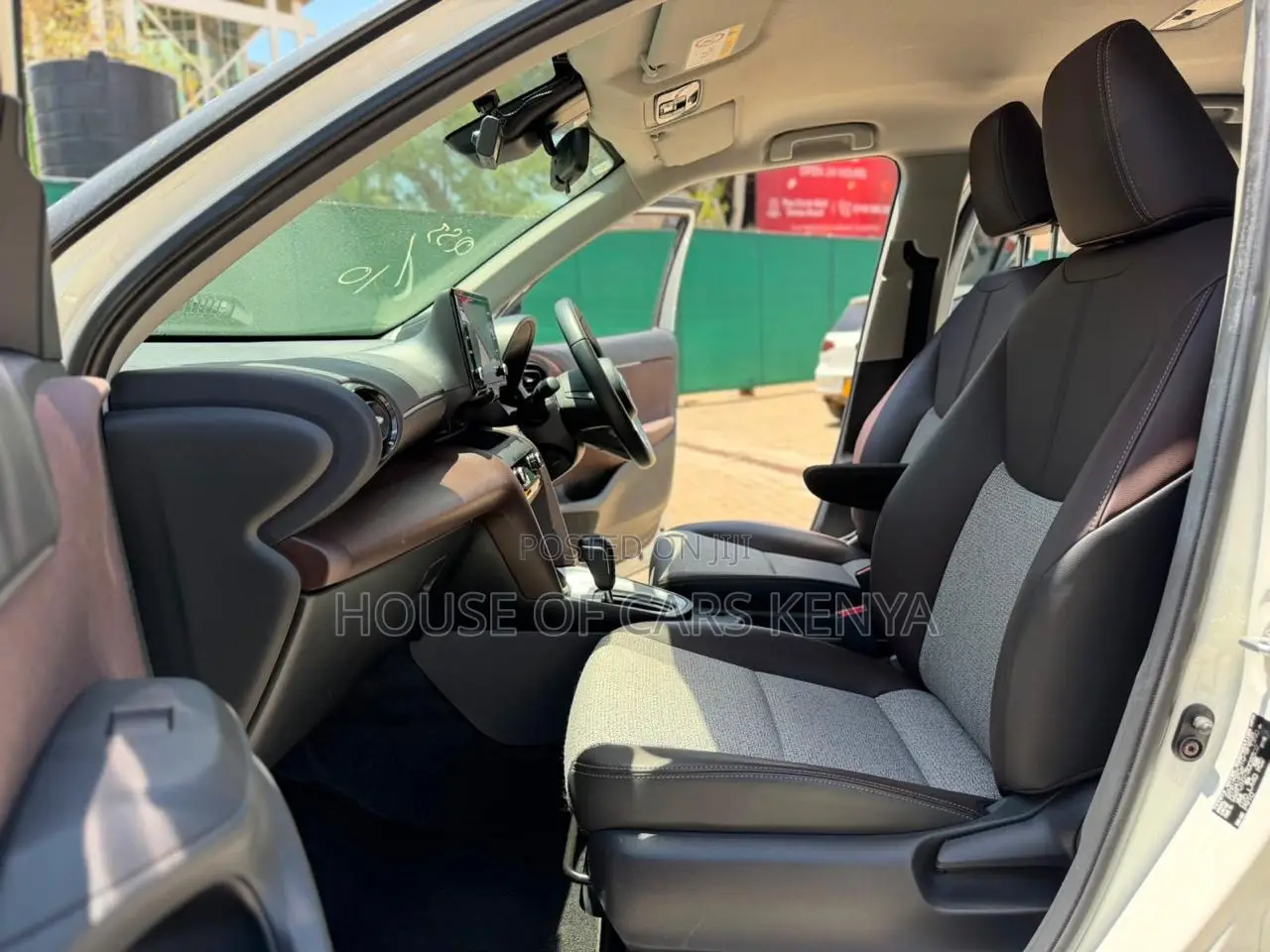 Toyota Yaris 2020 White