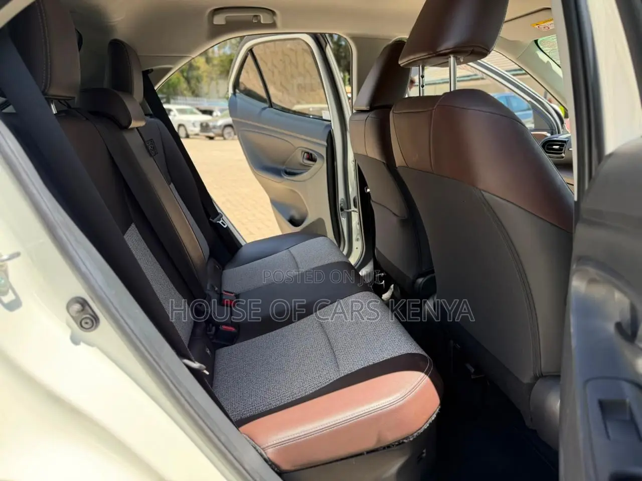 Toyota Yaris 2020 White