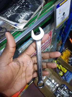 Original Chrome Vanadium Size 17 Spanner