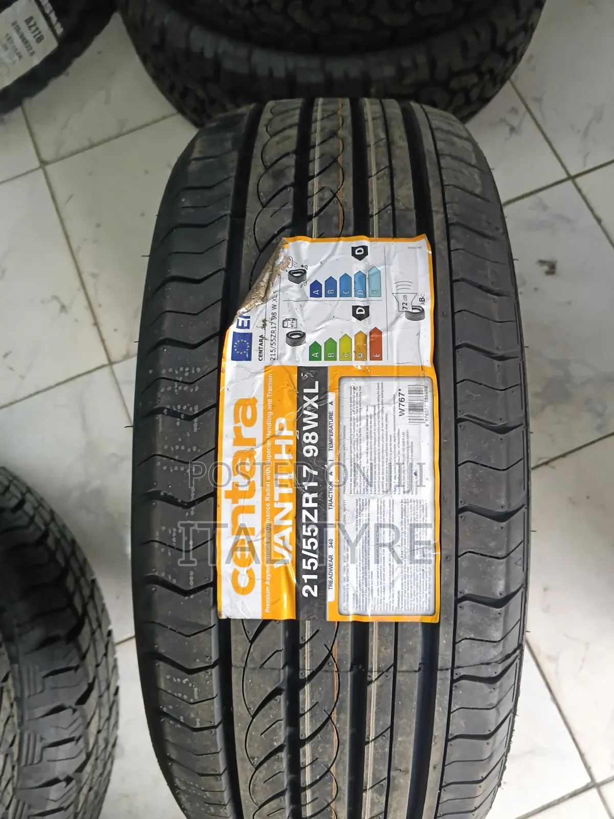 215/55r17 Centara