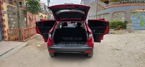 Honda Vezel 1.5 Hybrid 2WD 2017 Red