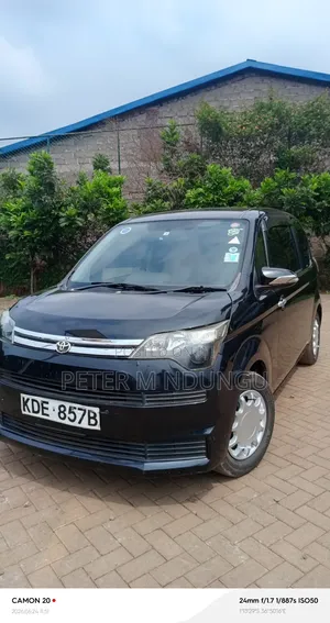 Toyota Spade 2014 Black