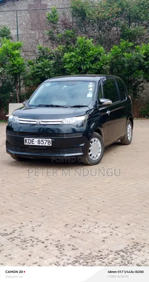 Toyota Spade 2014 Black