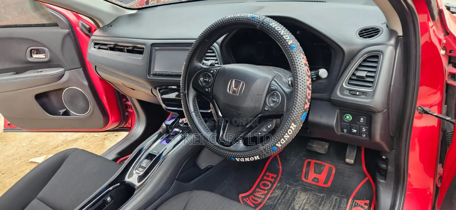 Honda Vezel 1.5 Hybrid 2WD 2017 Red