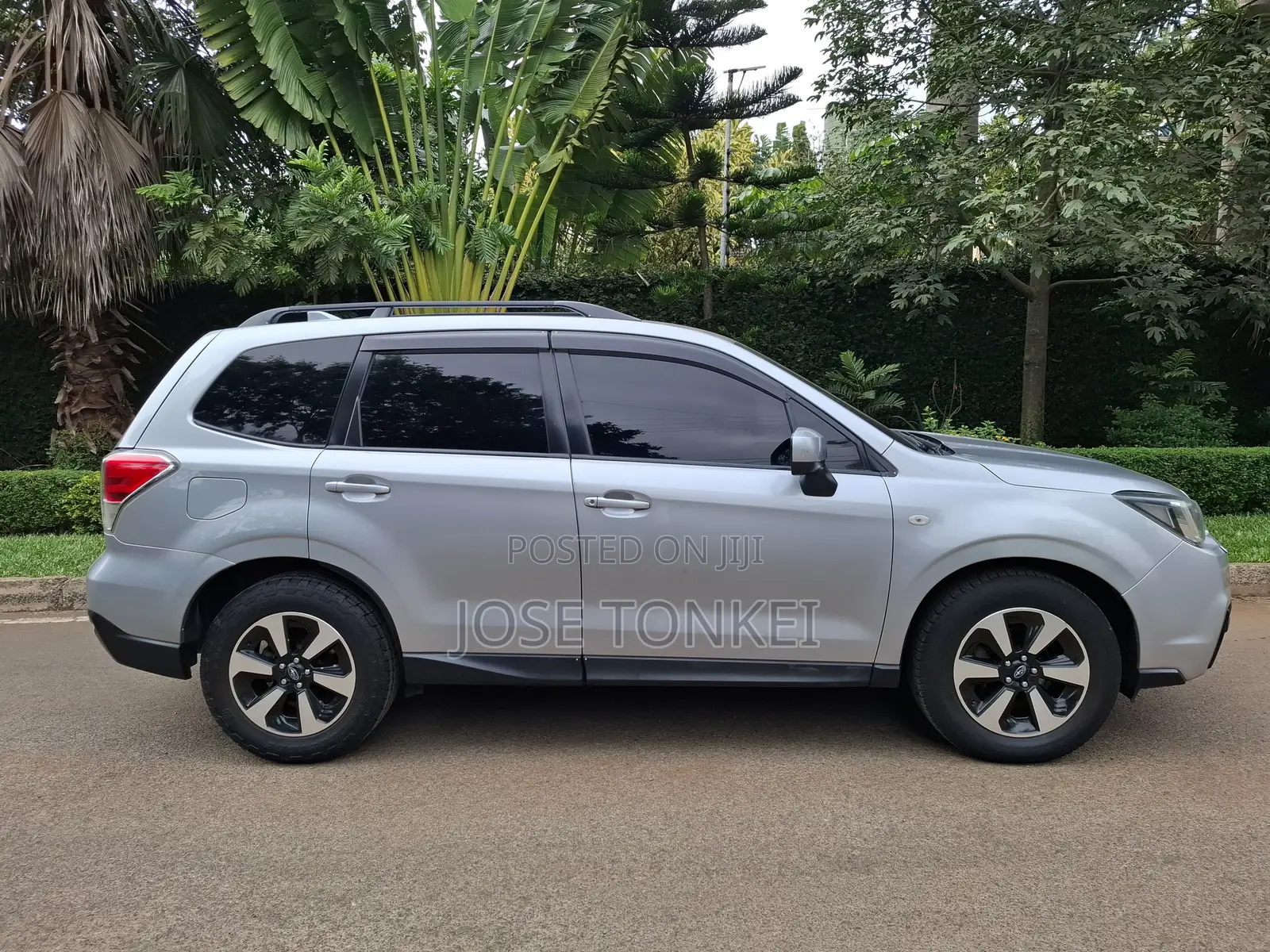 Subaru Forester 2017 Silver