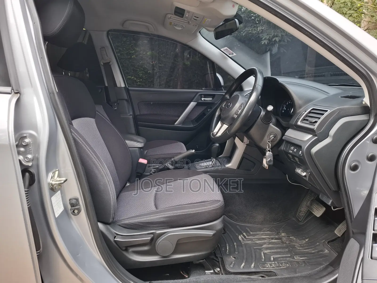 Subaru Forester 2017 Silver