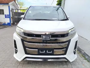 Toyota Noah 2020 White