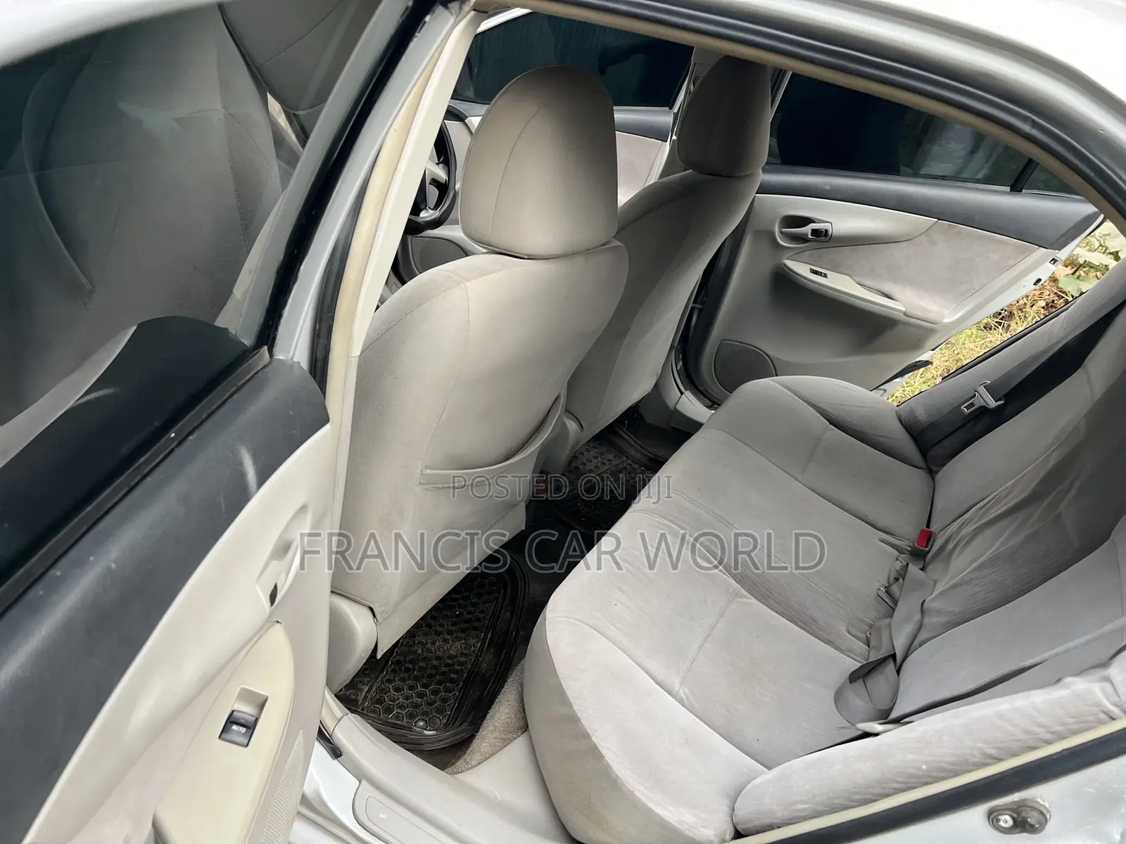 Toyota Axio 2013 Silver