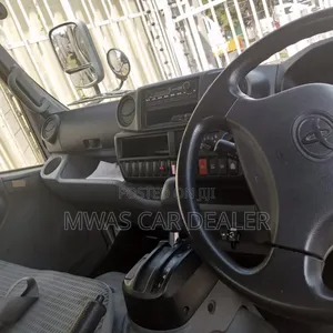 Selling Toyota Dyna Diesel 4000 Cc Automatic
