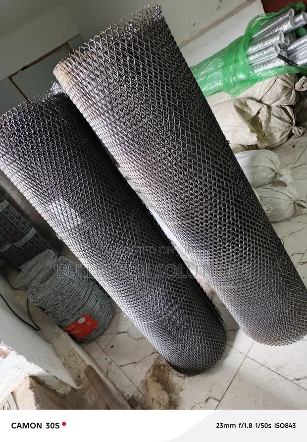 Expanded Metal Mesh Medium - thumbnail 2
