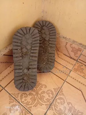 Quality Open Shoes for Selling
