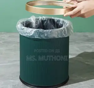 * 12l Dust Bin Features a Distinct Ribbed Design Trash Can