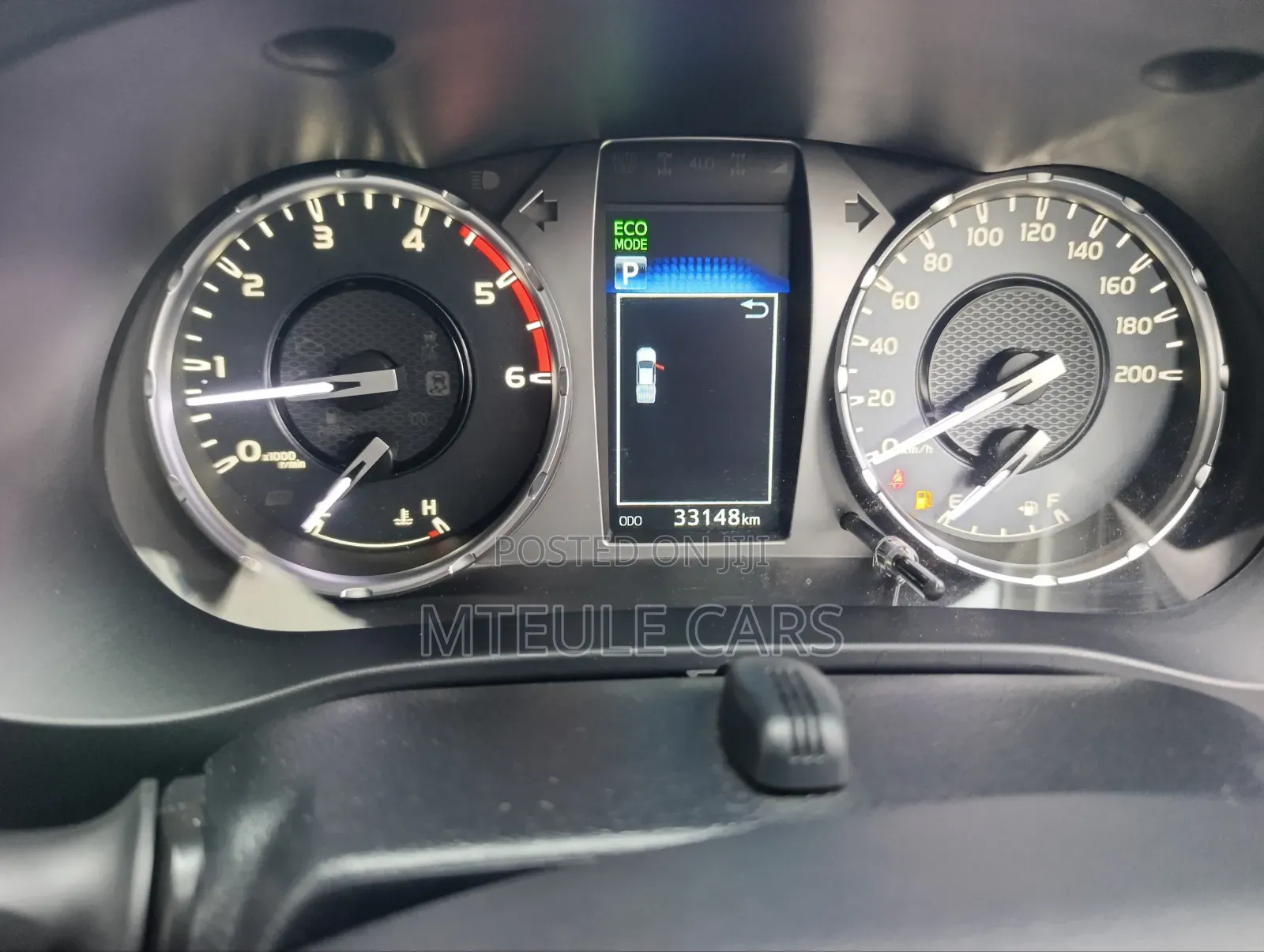 Toyota Hilux 2020 Silver